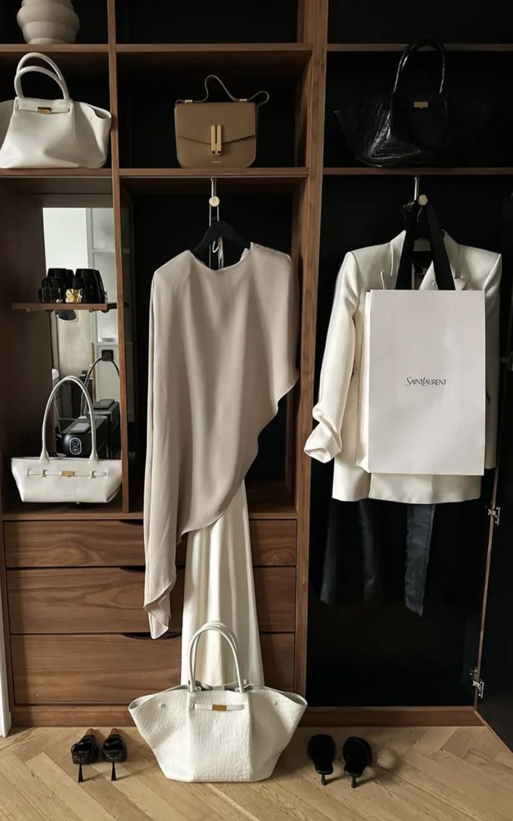 The Every Day Edit - Virtual Styling Appointment